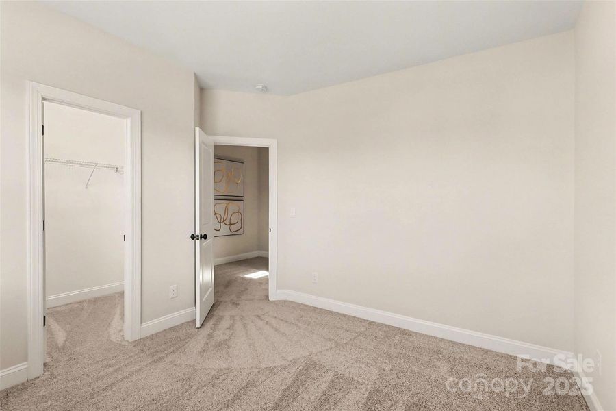 Spacious, unfurnished interior of a new home in Wildbrook, Denver (Image 29).