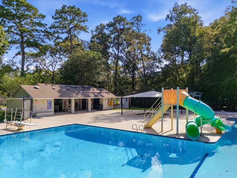 Community amenities in , Kingwood (Image 24).