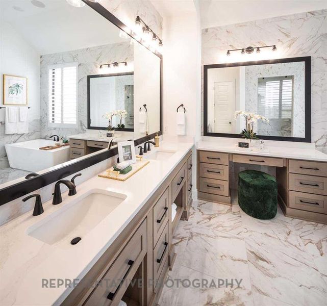 Furnished interior view inside a new home in Sandbrock Ranch, Aubrey (Image 15).