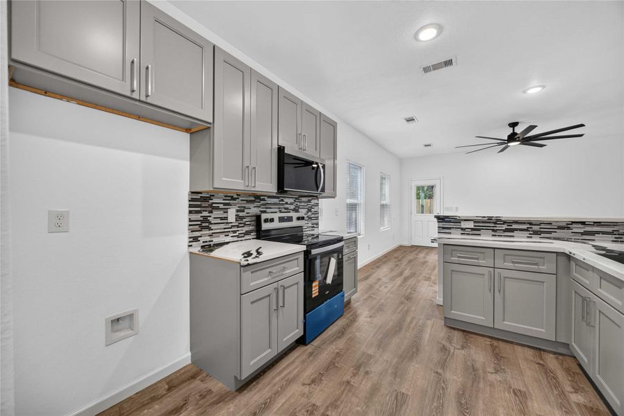 Furnished interior view inside a new home in , Texas City (Image 10). Furnished interior view inside a new home in , Texas City (Image 10).