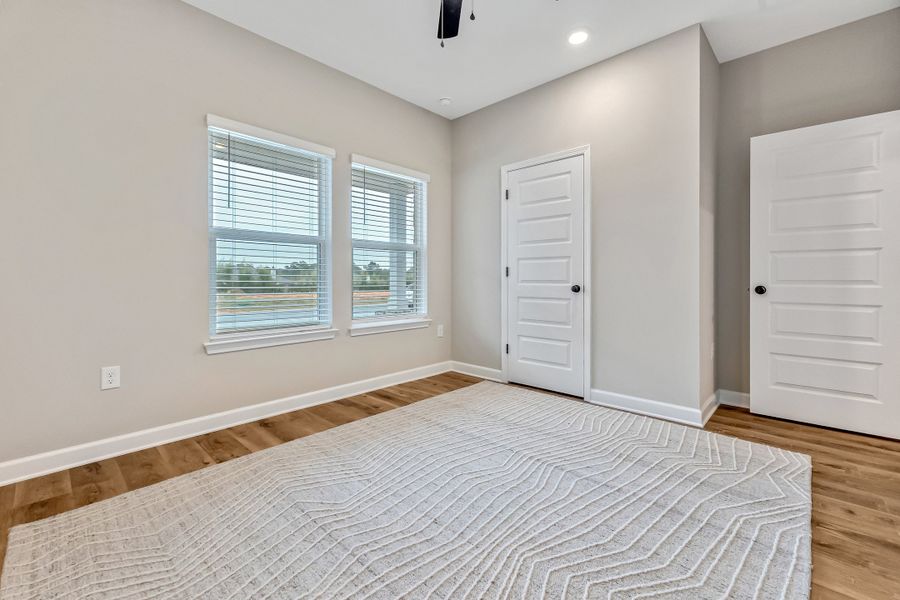 Spacious, unfurnished interior of a new home in Barton's Bend, Crestview (Image 50). Spacious, unfurnished interior of a new home in Barton's Bend, Crestview (Image 50).