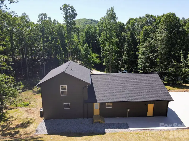 Image 23 of a home in .