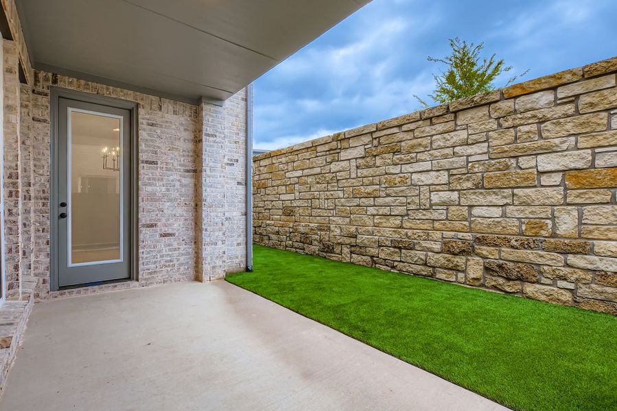 3113 Sir Judge - Patio