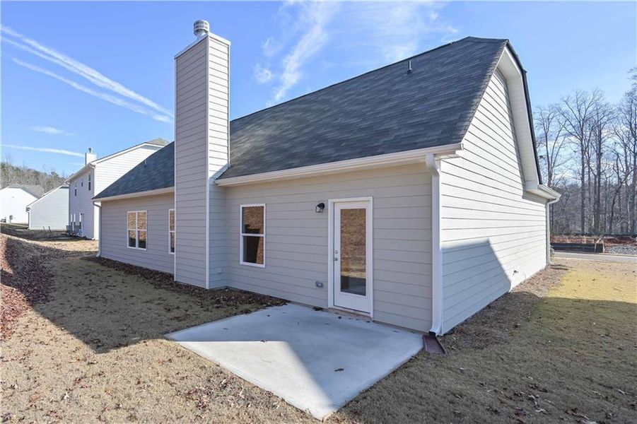 Exterior details and patio area of a home in , Villa Rica (Image 4).