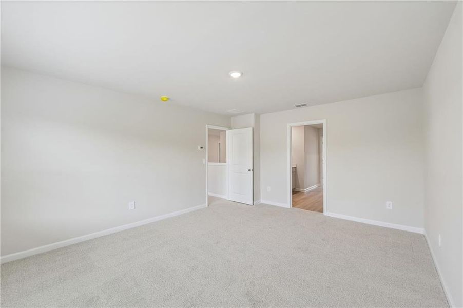 Spacious, unfurnished interior of a new home in Preserve at Mountain Creek, Pendergrass (Image 30).