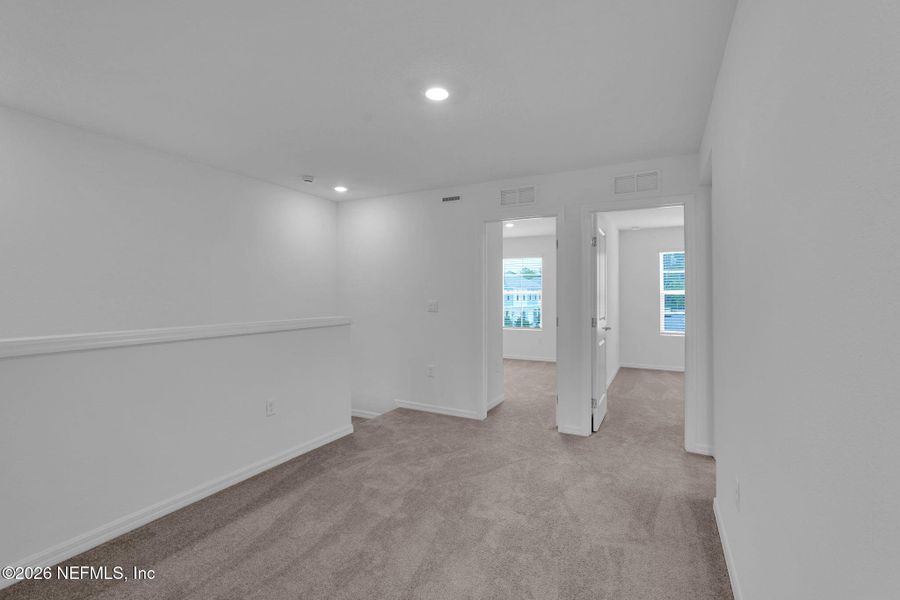 Spacious, unfurnished interior of a new home in , Jacksonville (Image 16).