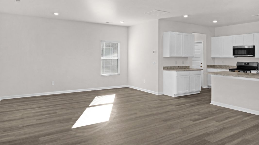 Spacious, unfurnished interior of a new home in Bailey Park, Fayetteville (Image 17).