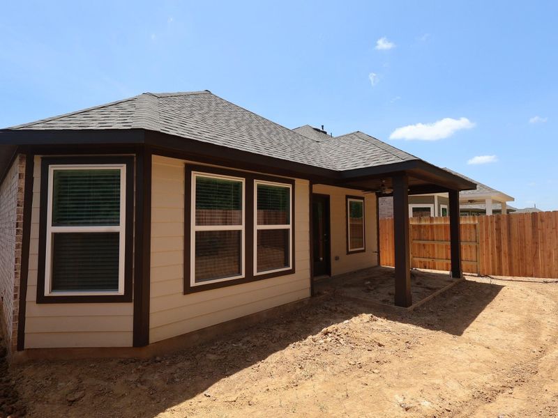 Exterior details and patio area of a home in Sorella, Tomball (Image 28).