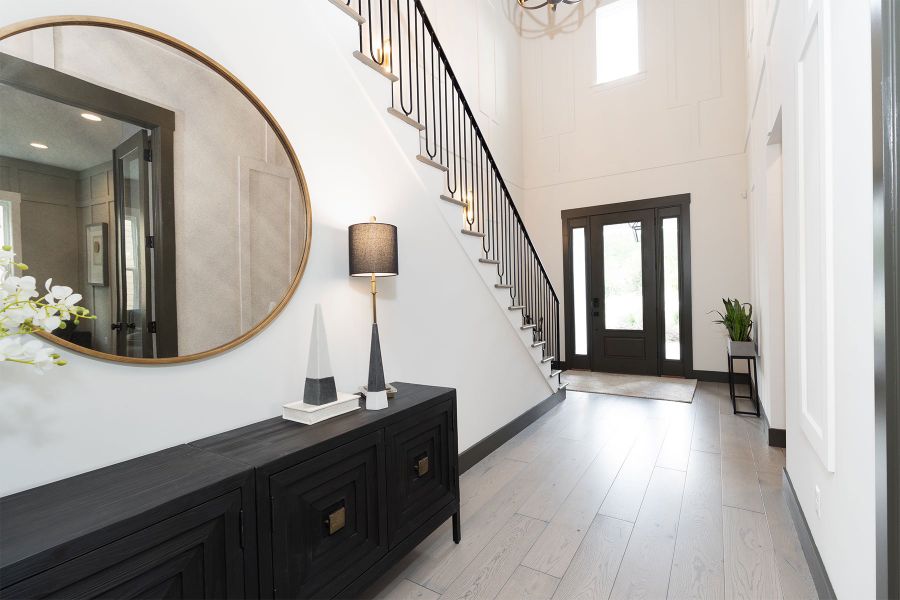 Representative furnished interior of a home built from the Harper - Hidden Creek by MasterCraft Builder Group in SilverLeaf, St. Augustine (Image 11).