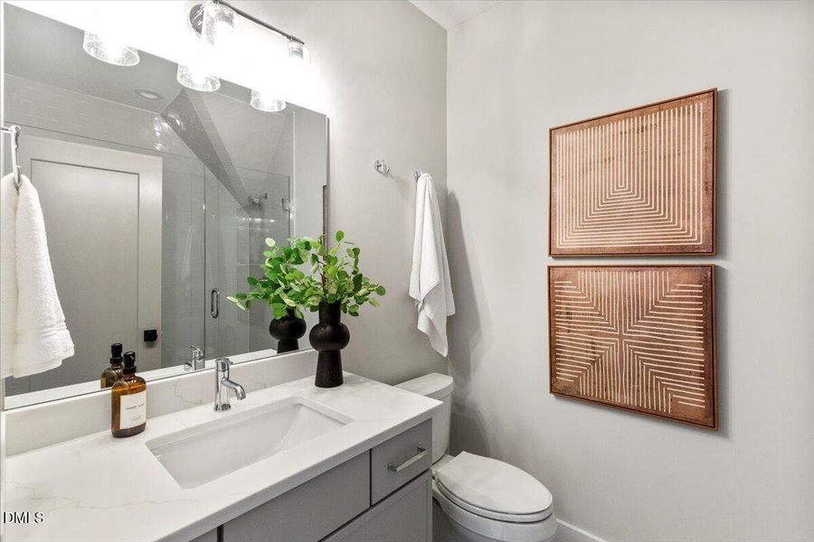 058-7824 Ailesbury Rd 058-7824 Ailesbury Rd