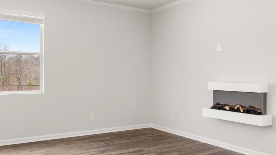 Spacious, unfurnished interior of a new home in Thompson Ridge, Dallas (Image 30).