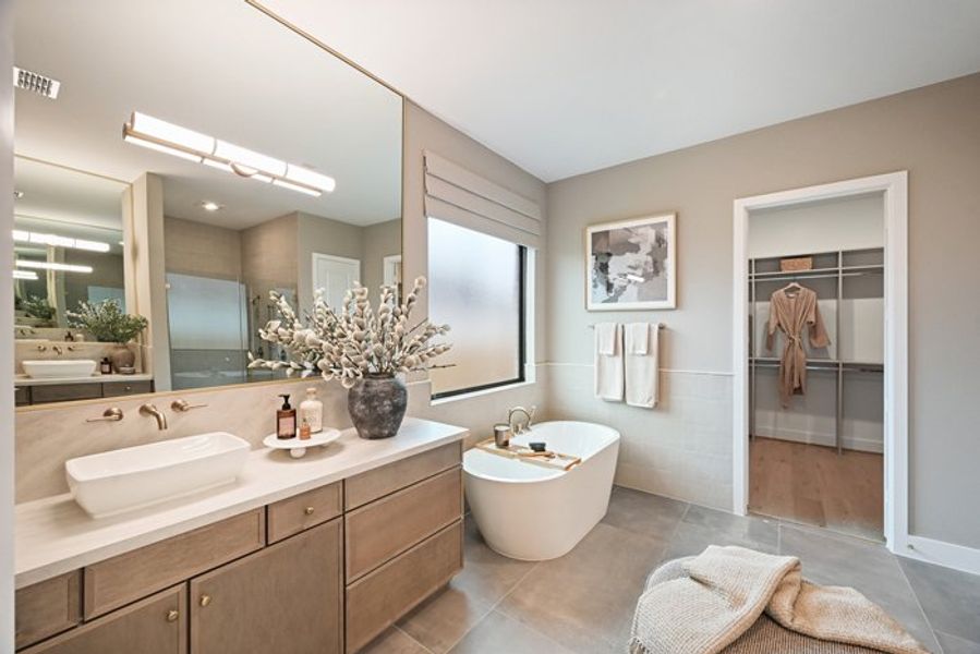 Furnished interior view inside a new home in Wildtree 70', Montgomery (Image 37).