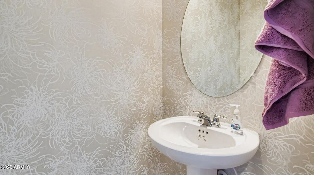 Powder Room Powder Room