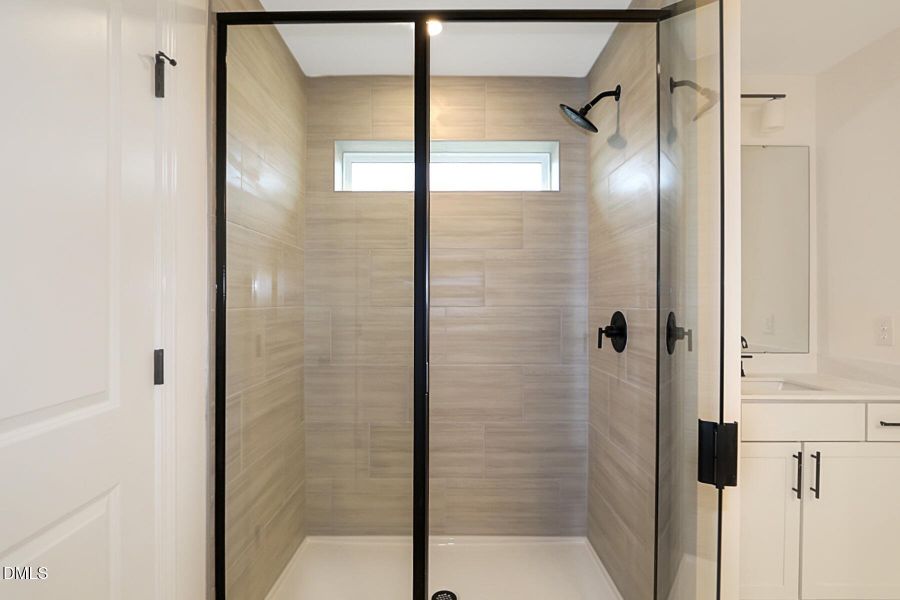 WG 61 - Charlotte - Primary Bath (1)