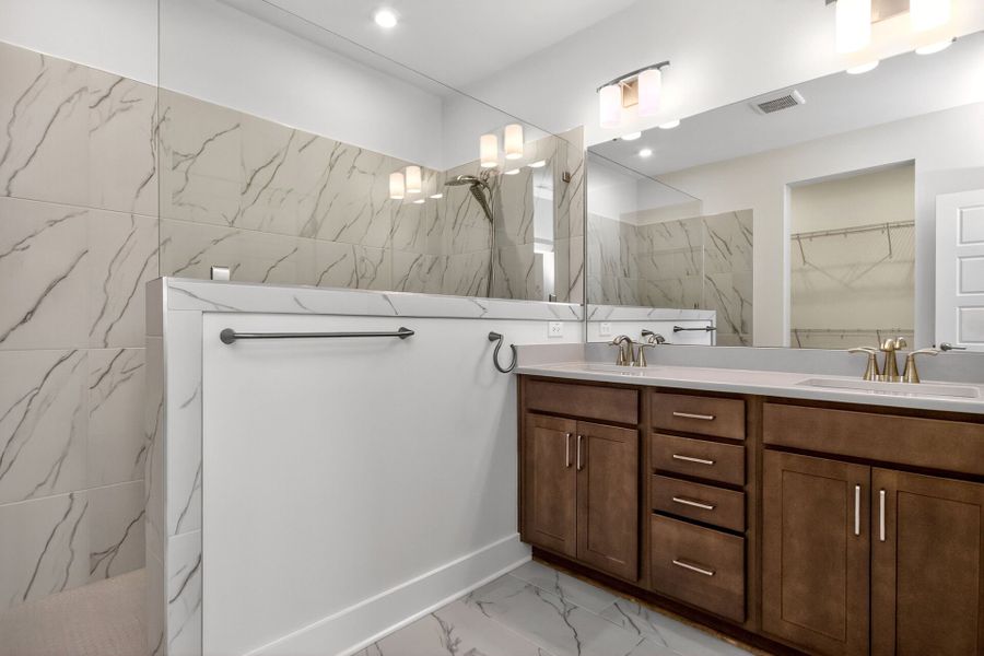 Owner's Bath Owner's Bath