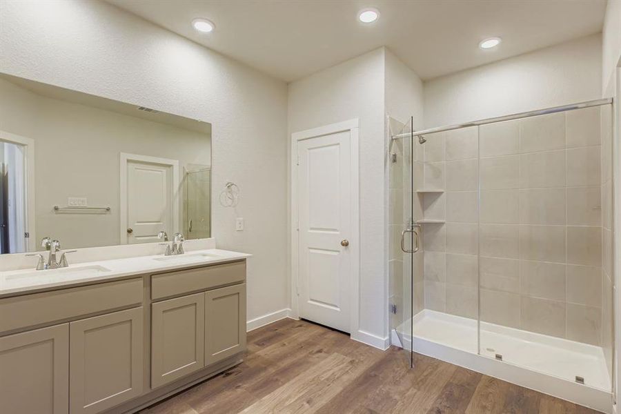 Furnished interior view inside a new home in Summerwood Estates, Red Oak (Image 8).