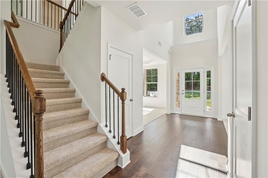Spacious, unfurnished interior of a new home in , Sugar Hill (Image 17). Spacious, unfurnished interior of a new home in , Sugar Hill (Image 17).