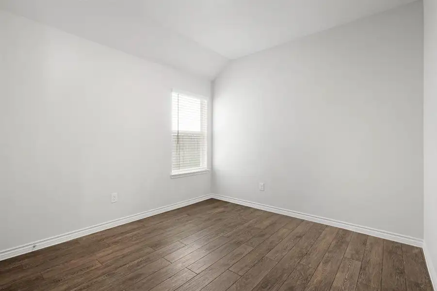 Spacious, unfurnished interior of a new home in Rocky Creek Crossing, Fort Worth (Image 35). Spacious, unfurnished interior of a new home in Rocky Creek Crossing, Fort Worth (Image 35).
