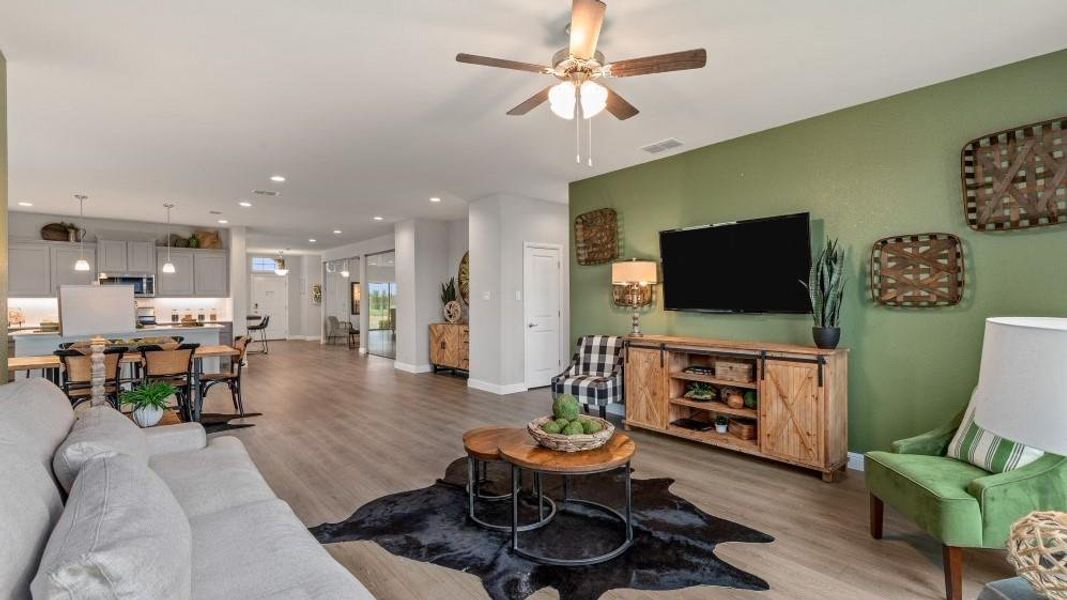 Furnished interior view inside a new home in Bella Vista, Granbury (Image 19). Furnished interior view inside a new home in Bella Vista, Granbury (Image 19).