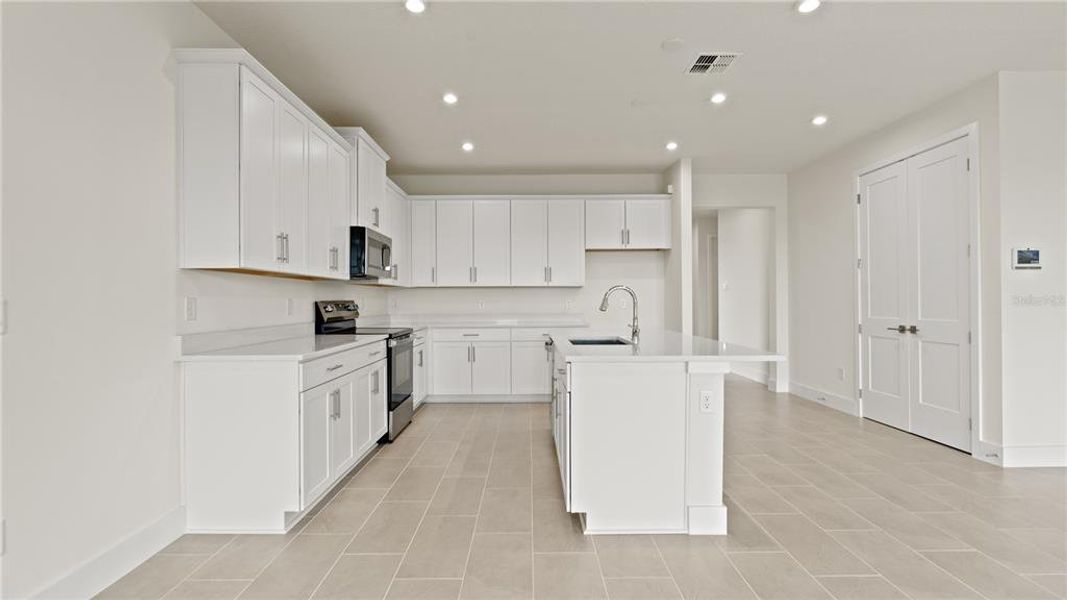 Image 37 of a home in Trailside.