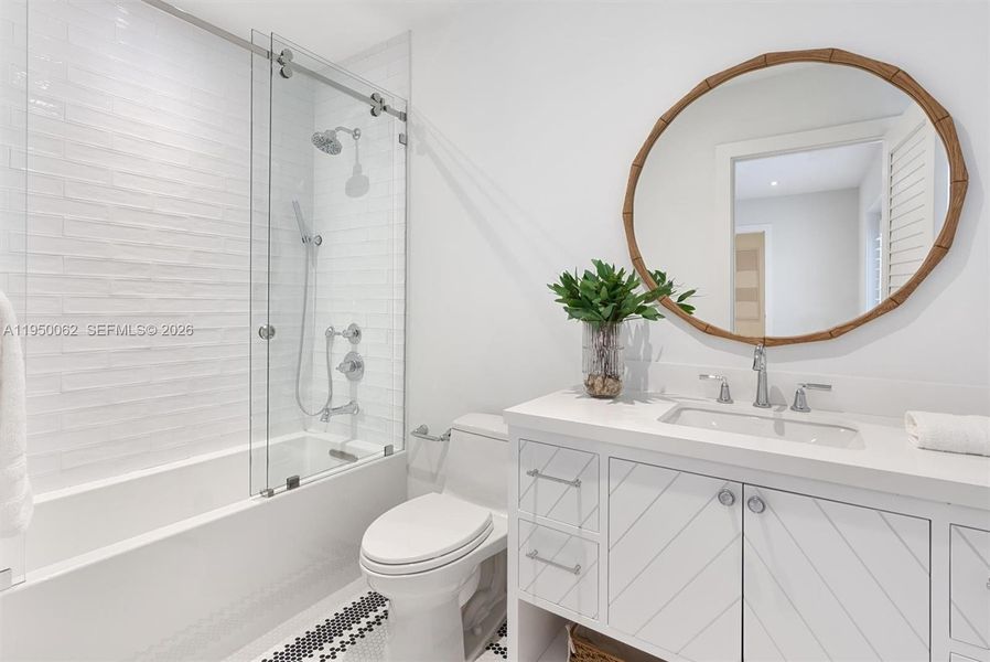 Furnished interior view inside a new home in , Islamorada, Village of Islands (Image 7).