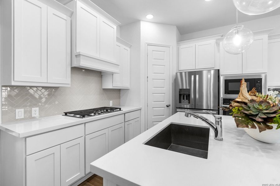 Furnished interior view inside a new home in Legacy at Lake Dunlap, New Braunfels (Image 12).