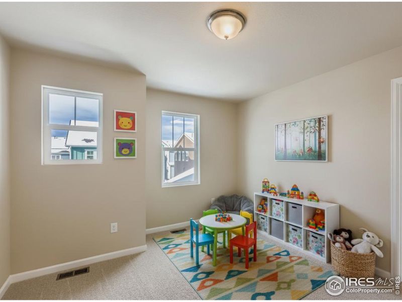 Versatile 2nd level loft