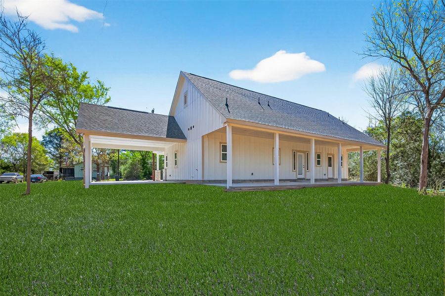 Exterior details and patio area of a home in , Hempstead (Image 22).