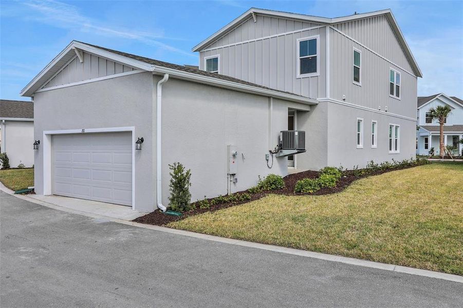 Exterior details and patio area of a home in Bungalow Walk at Lakewood Ranch, Lakewood Ranch (Image 4).