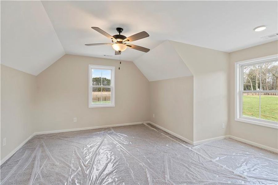 Spacious, unfurnished interior of a new home in , Temple (Image 21).