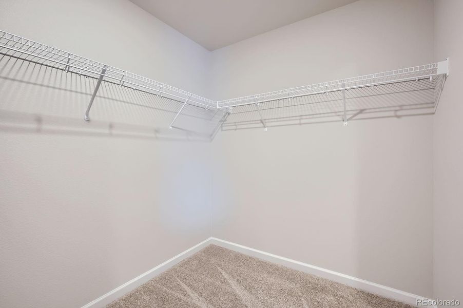 Spacious, unfurnished interior of a new home in Johnstown Village, Johnstown (Image 22).