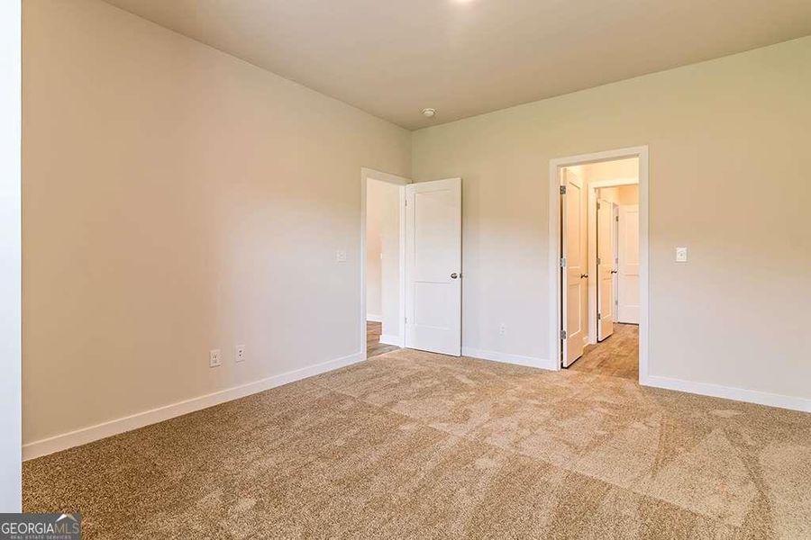 Spacious, unfurnished interior of a new home in Fern Dale, Fairburn (Image 15).