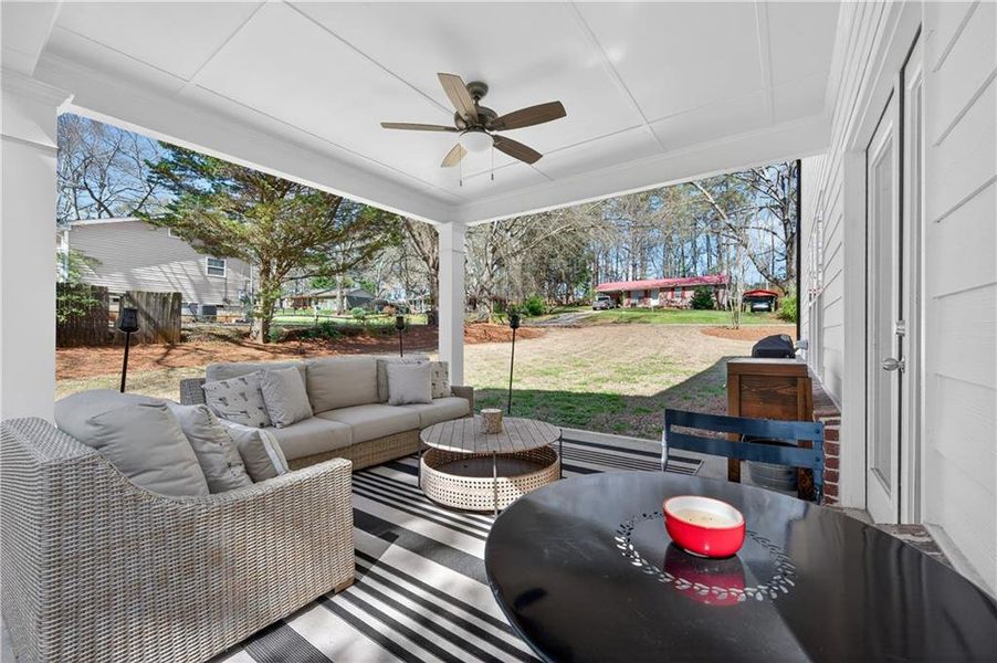 Exterior details and patio area of a home in , Jefferson (Image 29).