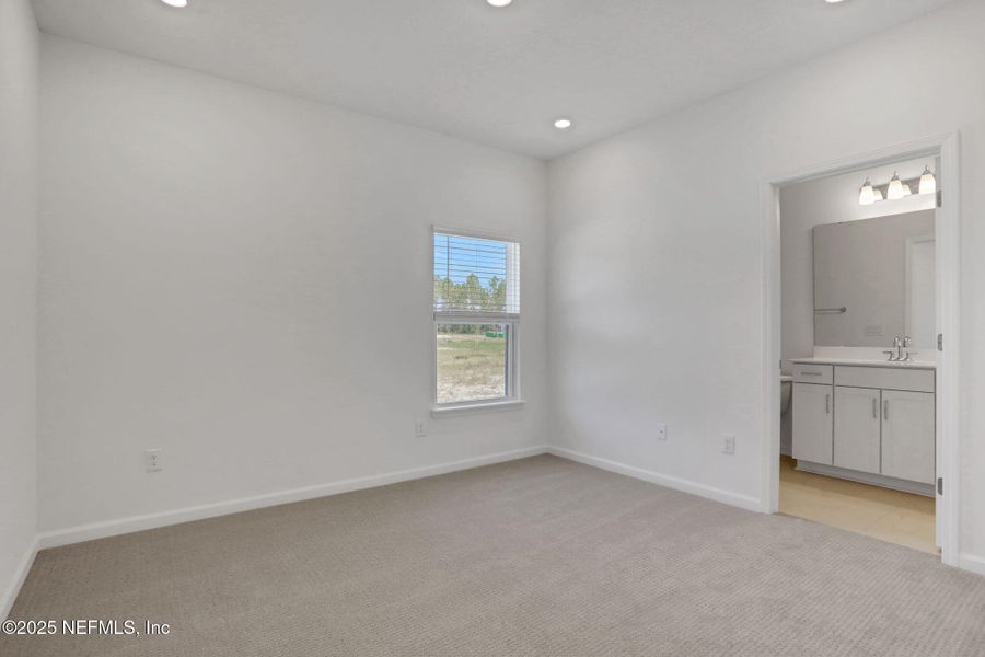 Spacious, unfurnished interior of a new home in , St. Augustine (Image 39).