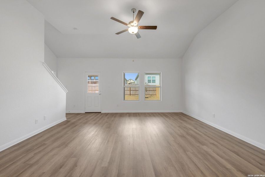 Spacious, unfurnished interior of a new home in Greenspoint Heights, Seguin (Image 37).