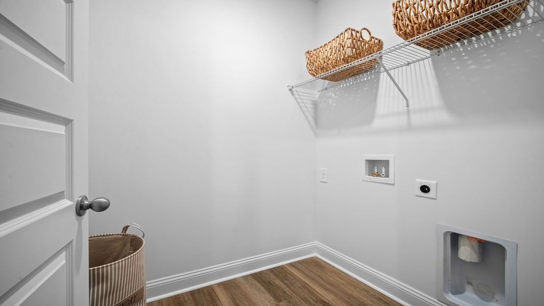 Spacious, unfurnished interior of a new home in The Lakes at North Glynn, Brunswick (Image 20).