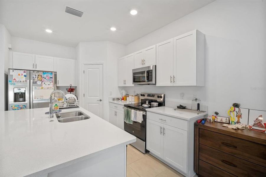 Furnished interior view inside a new home in , Sarasota (Image 16).