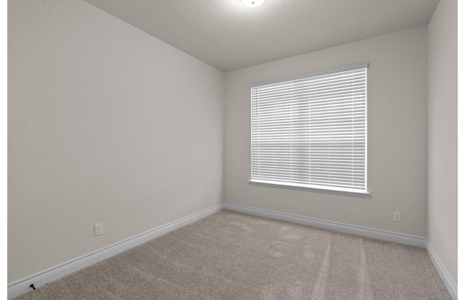 Additional Bedroom Additional Bedroom