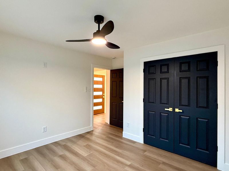 Spacious, unfurnished interior of a new home in , Baytown (Image 18).