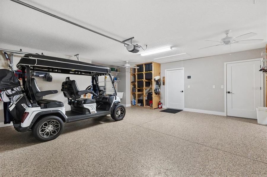 Spacious, unfurnished interior of a new home in , The Villages (Image 21).