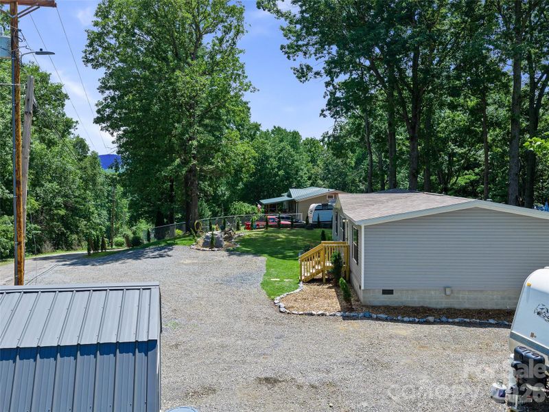 Exterior details and patio area of a home in , Marion (Image 25).