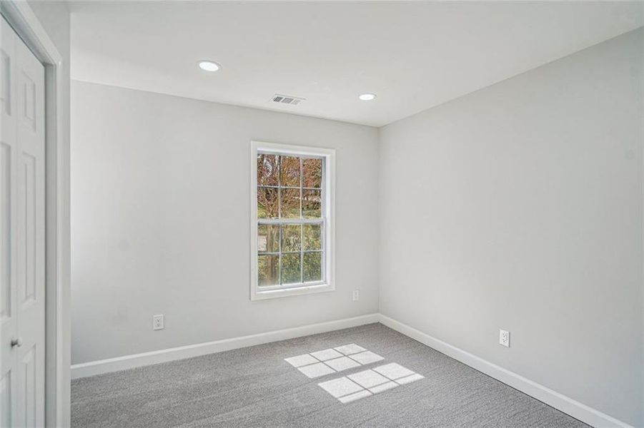 Spacious, unfurnished interior of a new home in , Grayson (Image 36).