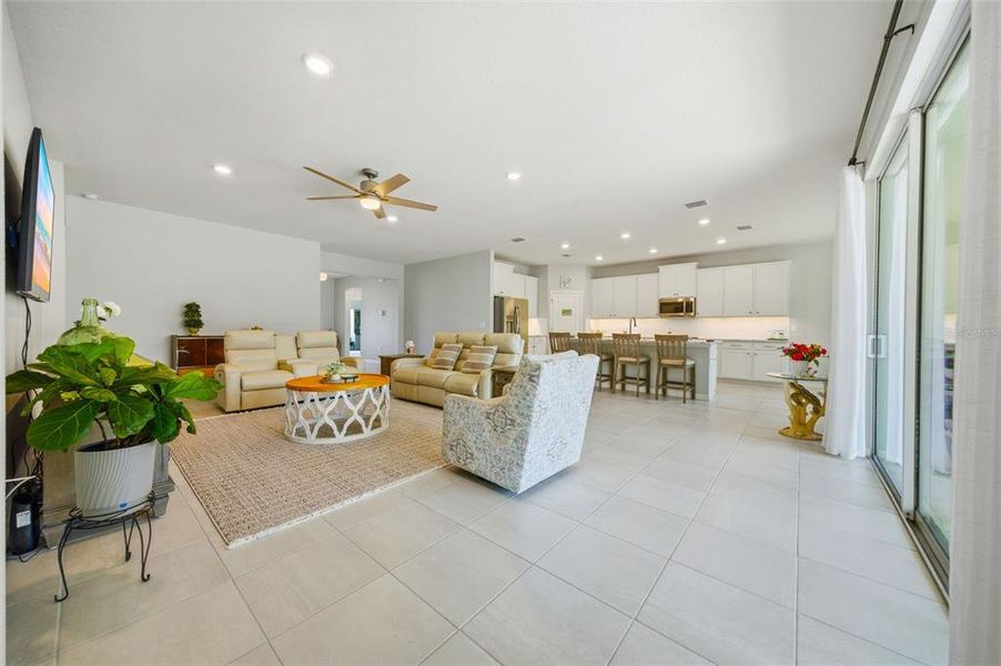 Furnished interior view inside a new home in Solera at Lakewood Ranch, Bradenton (Image 14).