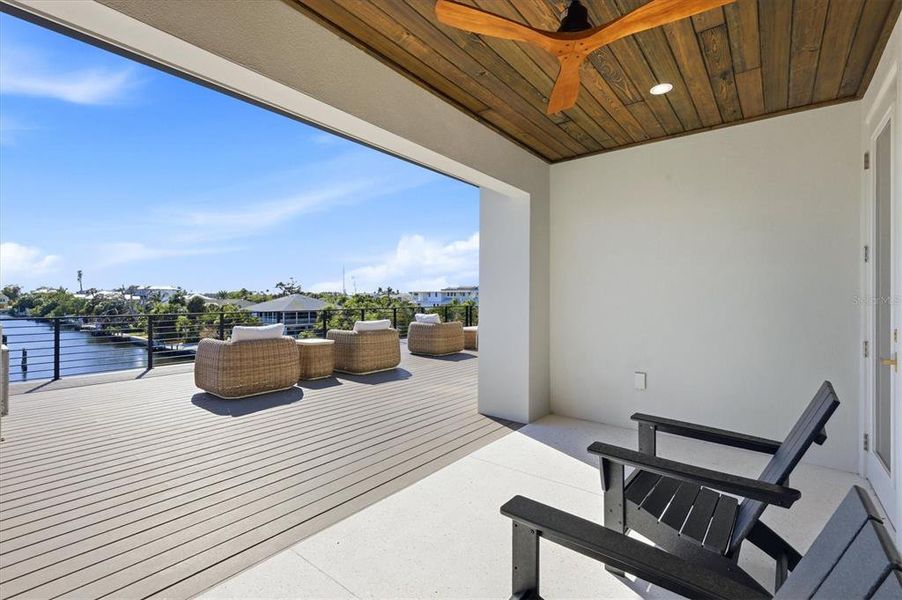 Exterior details and patio area of a home in , Anna Maria (Image 25).