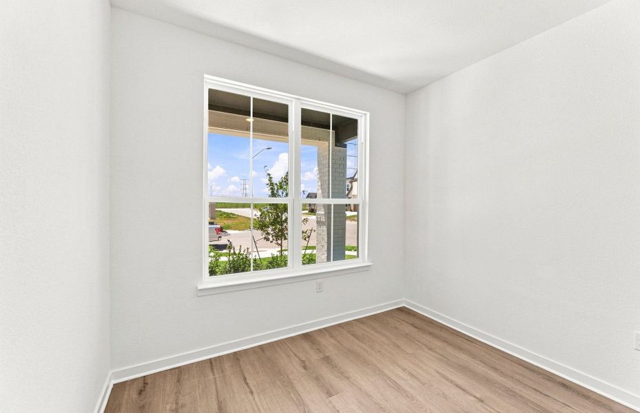 Spacious, unfurnished interior of a new home in Kuempel Farms, Pflugerville (Image 31).