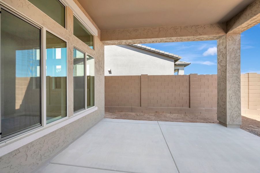 Exterior details and patio area of a home in Meridian at Northpointe at Vistancia, Peoria (Image 4).