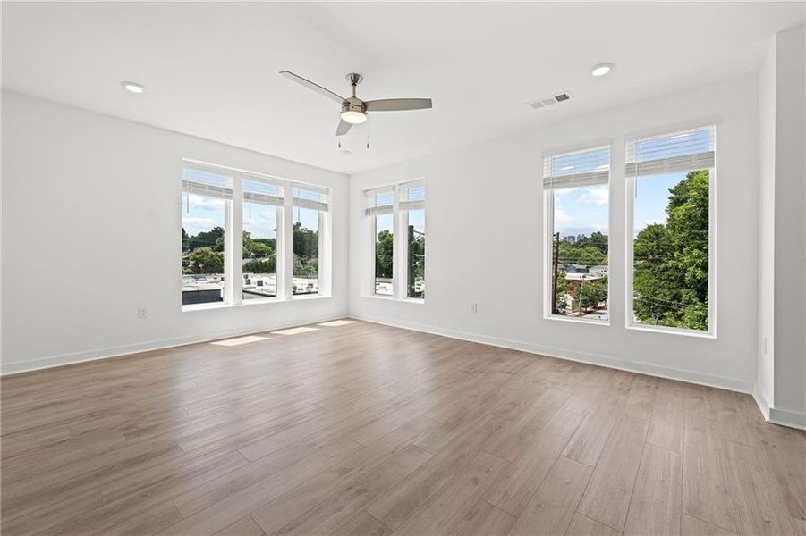 Spacious, unfurnished interior of a new home in , Atlanta (Image 52). Spacious, unfurnished interior of a new home in , Atlanta (Image 52).