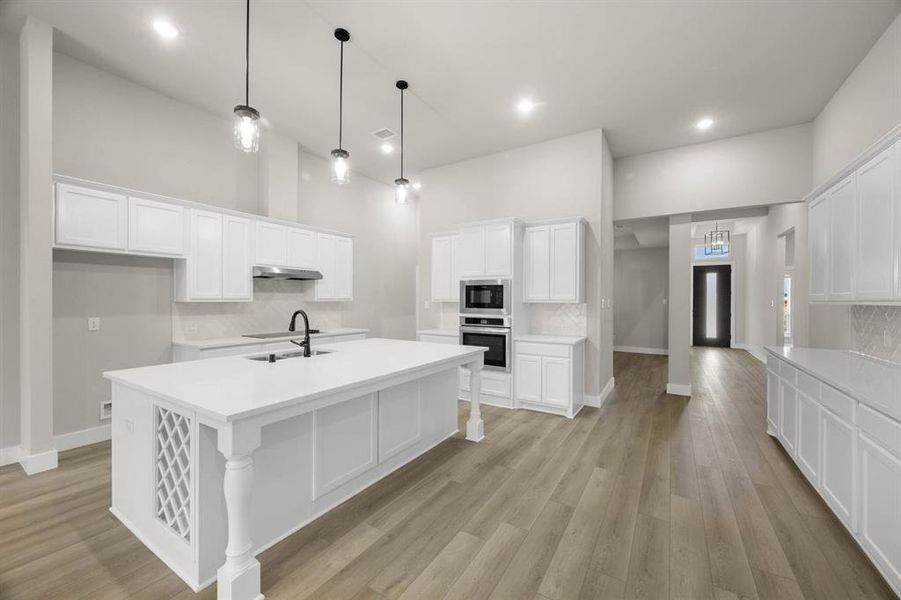 1726 Seagrove- Kitchen-2