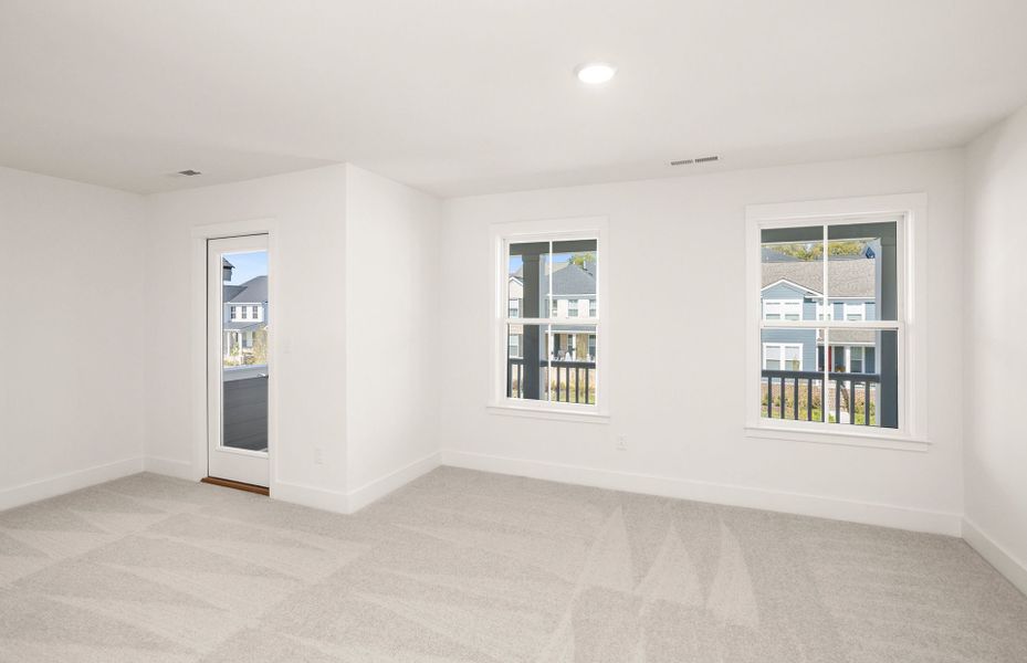 Spacious, unfurnished interior of a new home in Durham Farms, Hendersonville (Image 68). Spacious, unfurnished interior of a new home in Durham Farms, Hendersonville (Image 68).