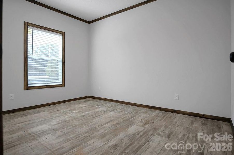 Spacious, unfurnished interior of a new home in , Shelby (Image 43).